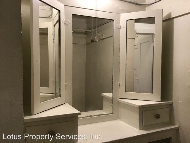 Building Photo - 1359-1361 Sunset Blvd