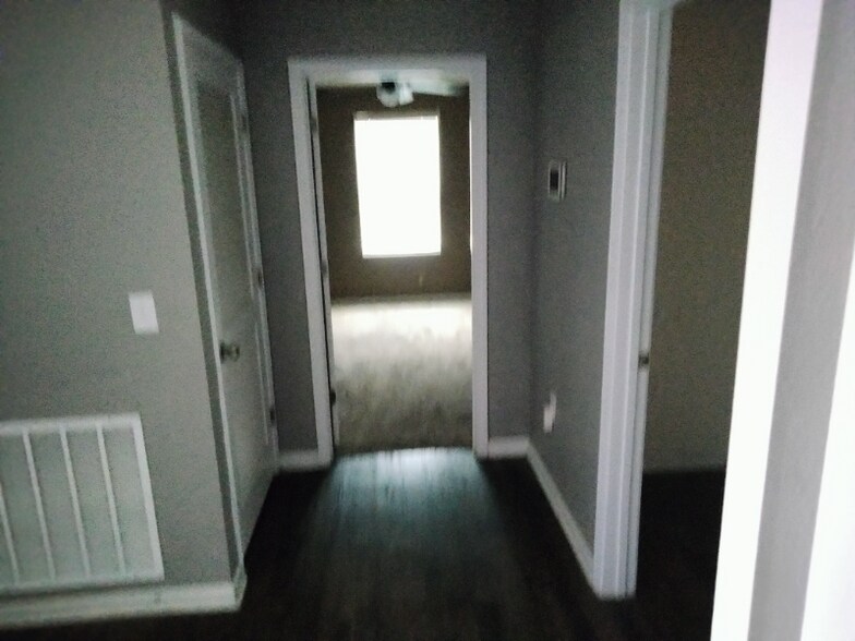 Building Photo - 1982 Nottoway Woods Ln