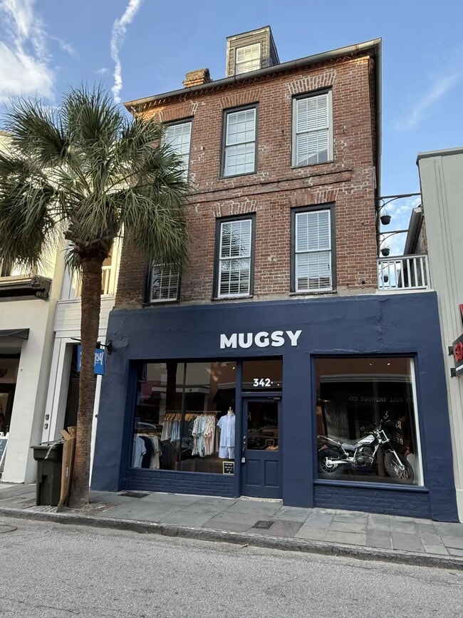 Building Photo - 342 King St