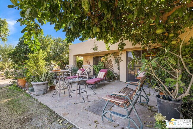 Building Photo - 17 Mission Ct