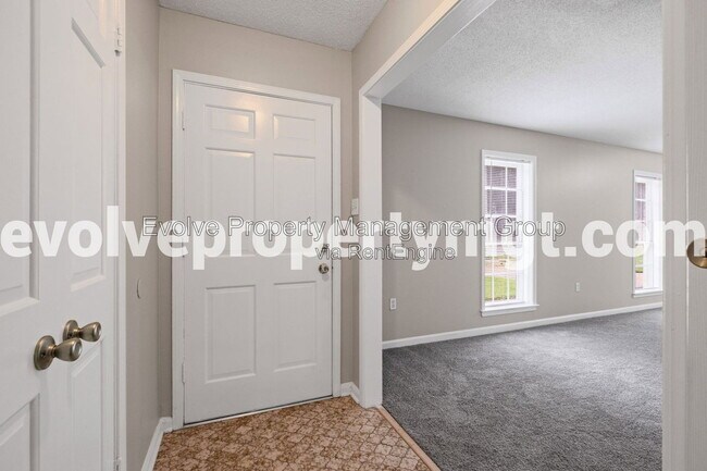 Building Photo - 5331 Pipers Gap Dr