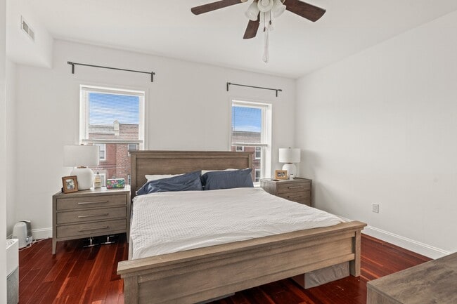 Building Photo - 1521 Tasker St