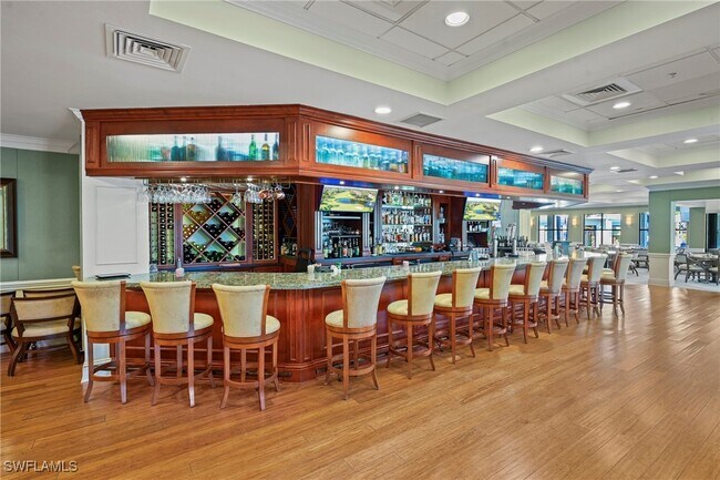 Building Photo - 9200 Highland Woods Blvd