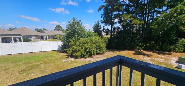 Building Photo - 1117 Fawn Drive – Fully Furnished 3BR/2BA ...