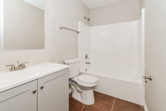 Building Photo - 4606 Northwood Hills Dr