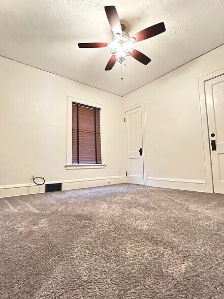 Building Photo - 1809 N 51st St