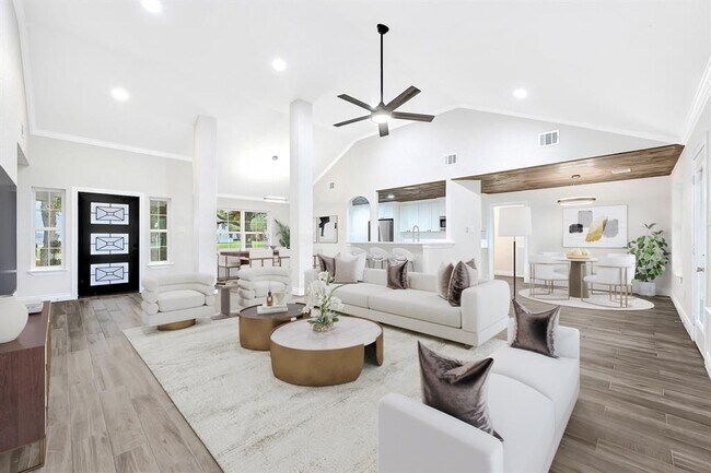Building Photo - 14090 Waterview Dr