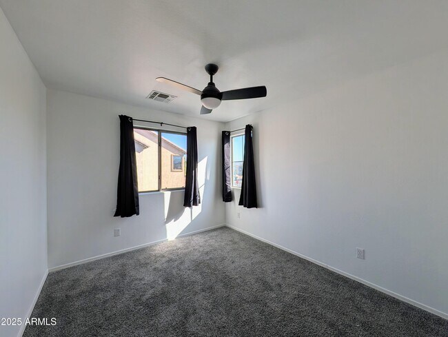 Building Photo - 4726 W Fremont Rd.