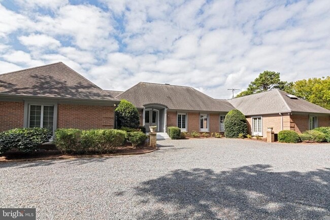 Building Photo - 9338 Bantry Rd
