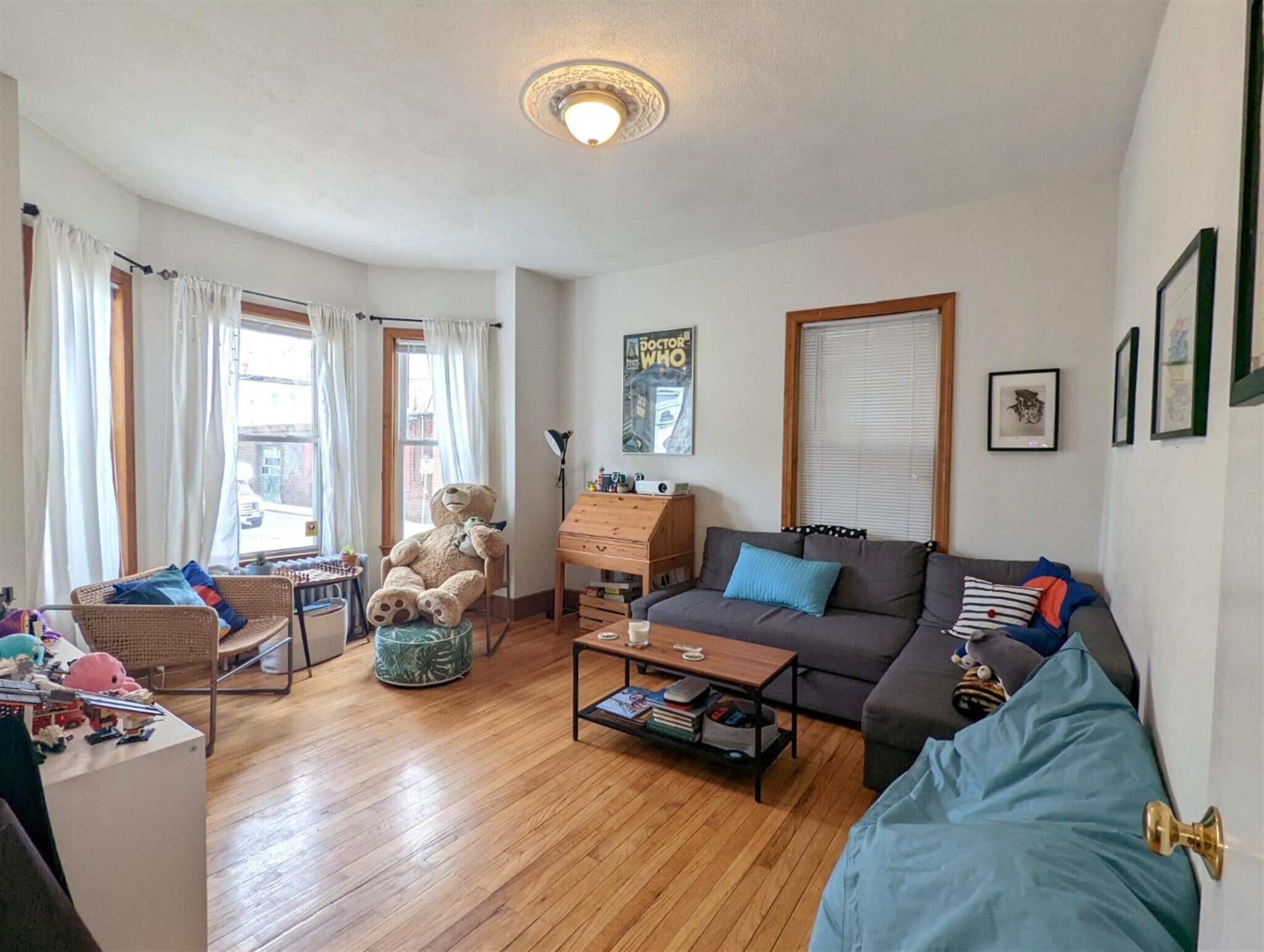 Building Photo - 392 Washington St