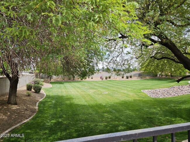 Building Photo - 3425 E Wayland Dr