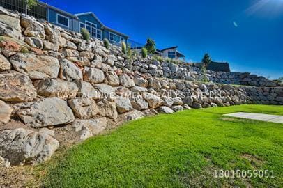 Building Photo - 222 Parkway Cir