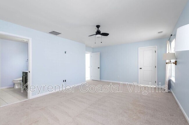 Building Photo - 331 Spring Hill Pl