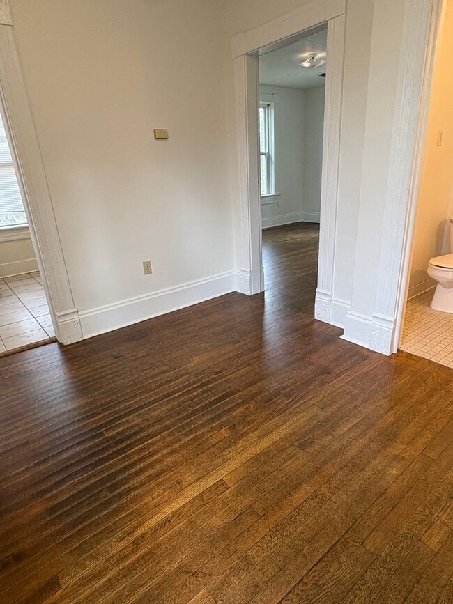 Building Photo - One Bedroom Apartment on the Northside