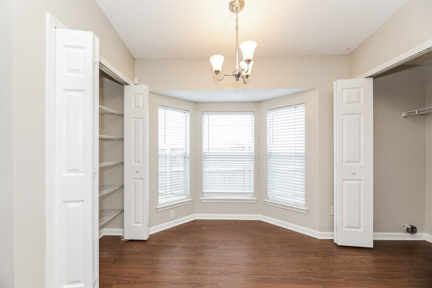 Building Photo - 7307 US Open Blvd