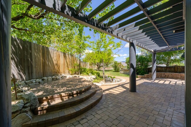 Building Photo - Interior Style you want, in the School zones you want, Plus Panoramic Views!