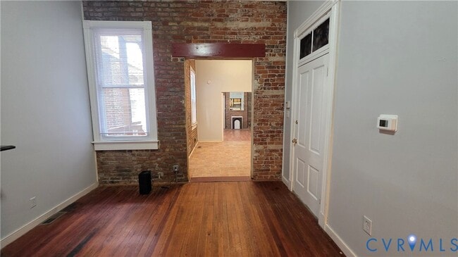 Building Photo - 408 W Marshall St