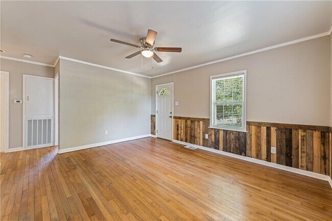 Building Photo - 2201 Cr 320