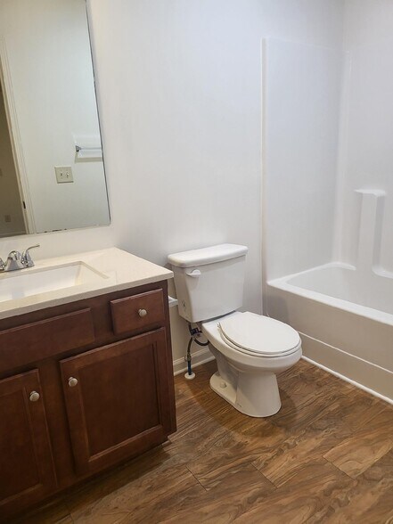 Building Photo - 74 Jacobs Ln