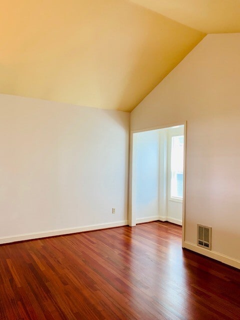 Building Photo - Stunning 2 Bedroom Townhouse Just Steps to...