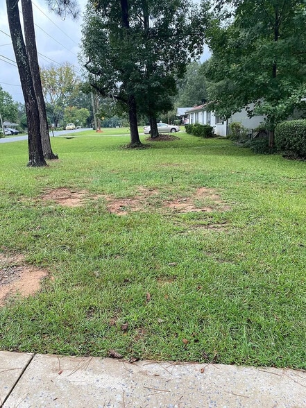 Building Photo - Room in House on Georgia Ave