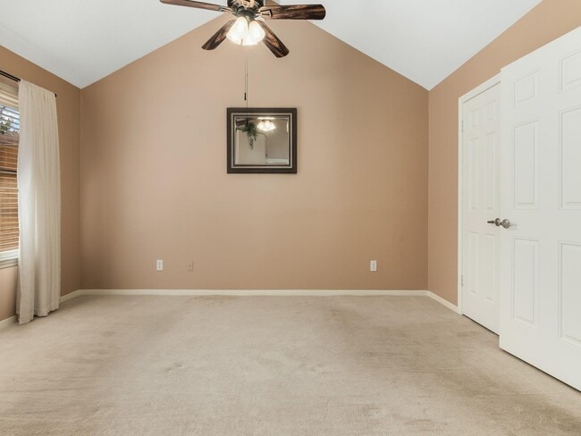 Building Photo - 4318 Pinewood Park Dr