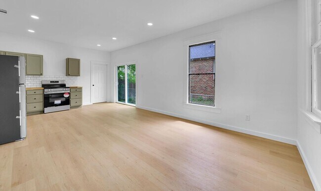 Building Photo - Well-maintained 3BD 2BA Home in Waco