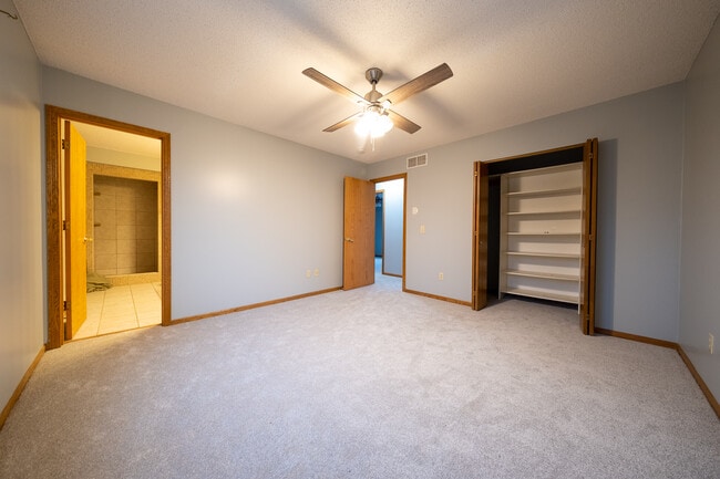 Building Photo - 13916 Copper Ct