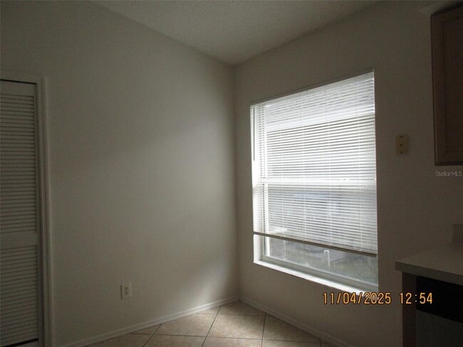 Building Photo - 13210 Meadowfield Dr