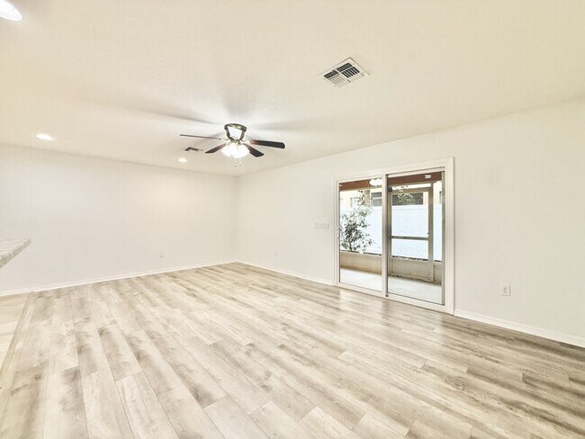 Building Photo - 7211 Merlot Sienna Ave