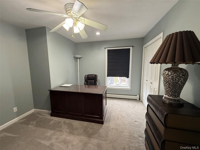 Building Photo - 112 Scott St