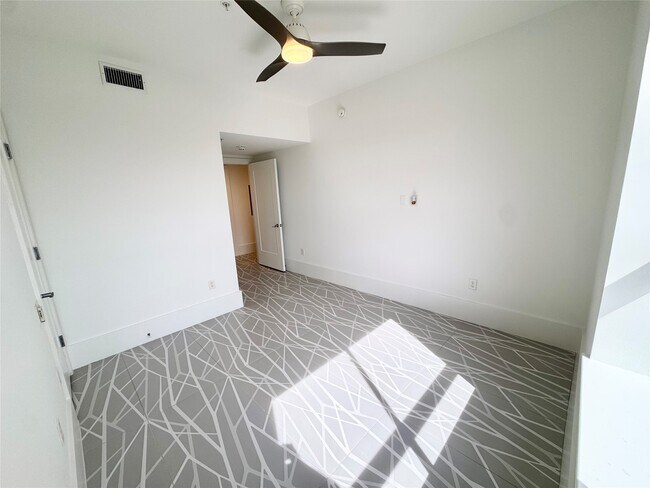 Building Photo - 2201 Market St