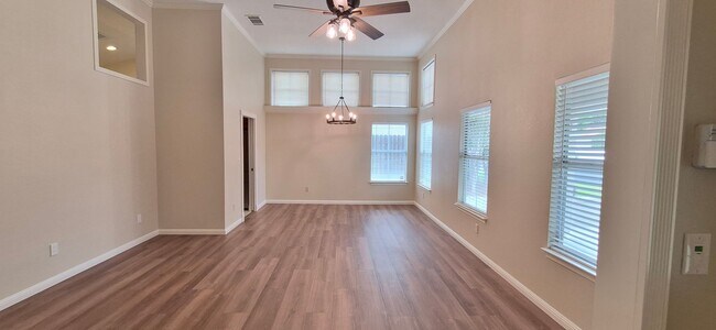 Building Photo - Ulatis Creek Estates