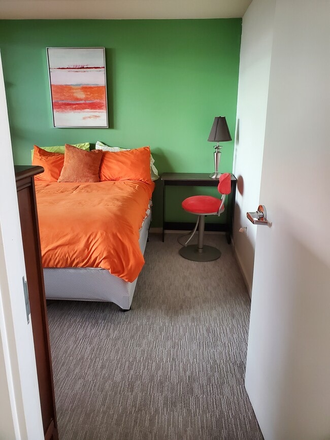 2nd Bedroom - 321 10th Ave