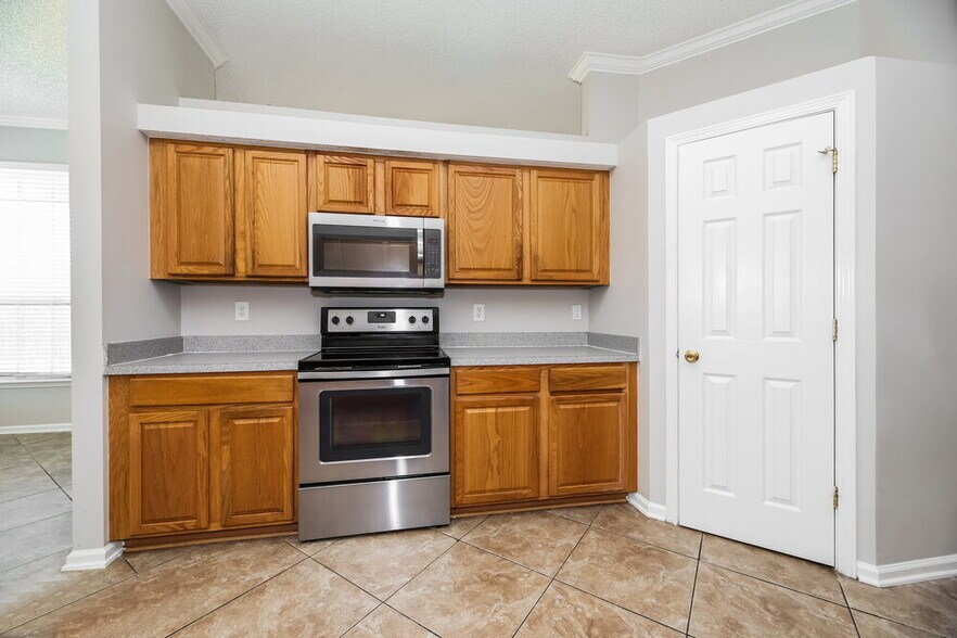 Building Photo - 201 Carolina Jasmine Ln
