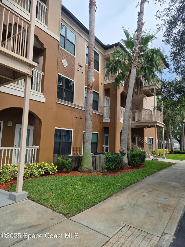 Building Photo - 6470 Borasco Dr