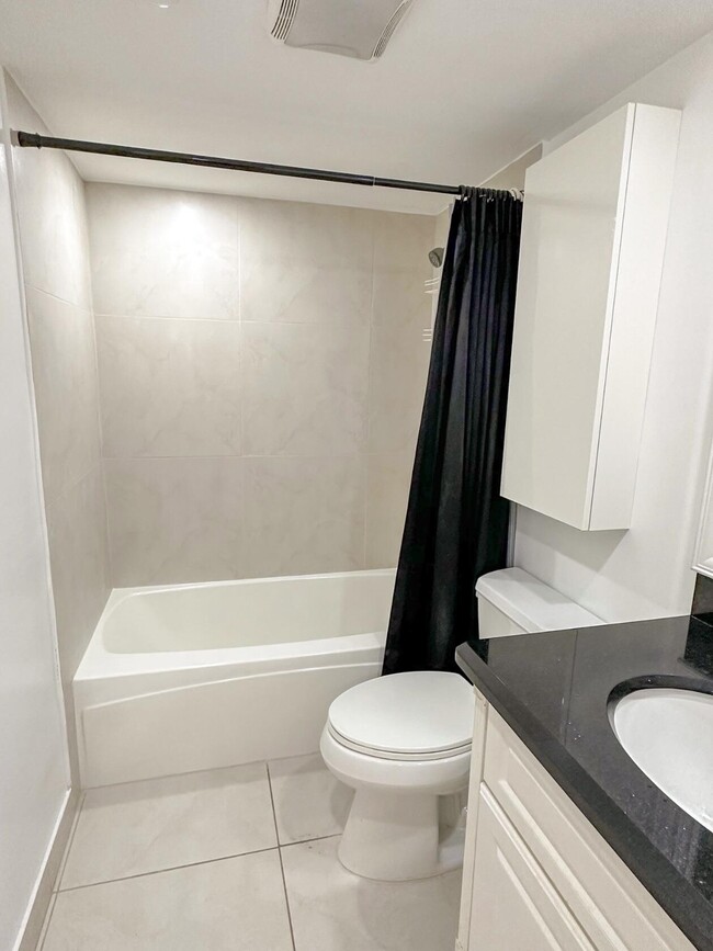 Building Photo - 50 SW 3rd Ave