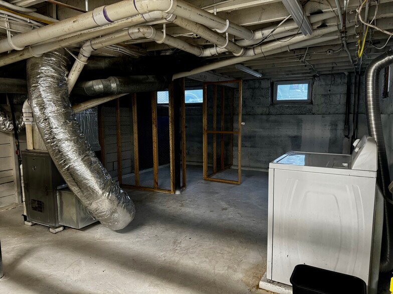 Building Photo - 78 Cherry St