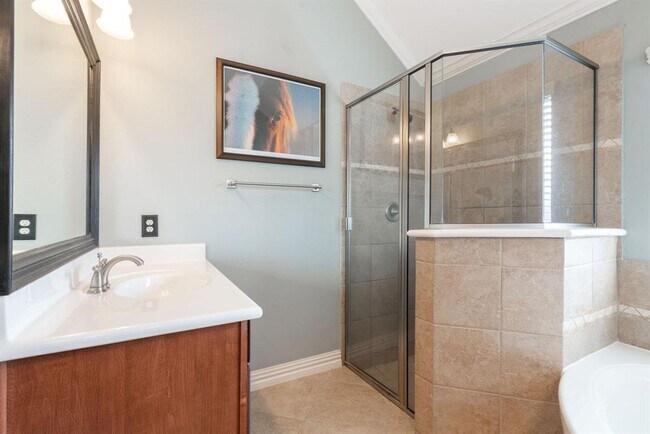 Building Photo - 2711 Leah Manor Ln