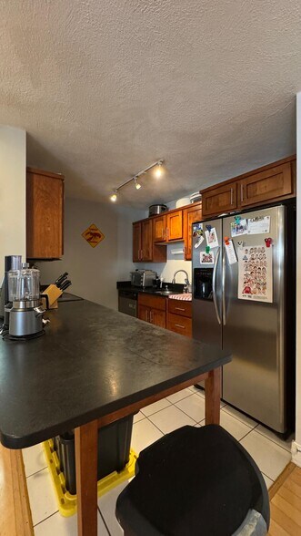 Primary Photo - 115 Highland Ave