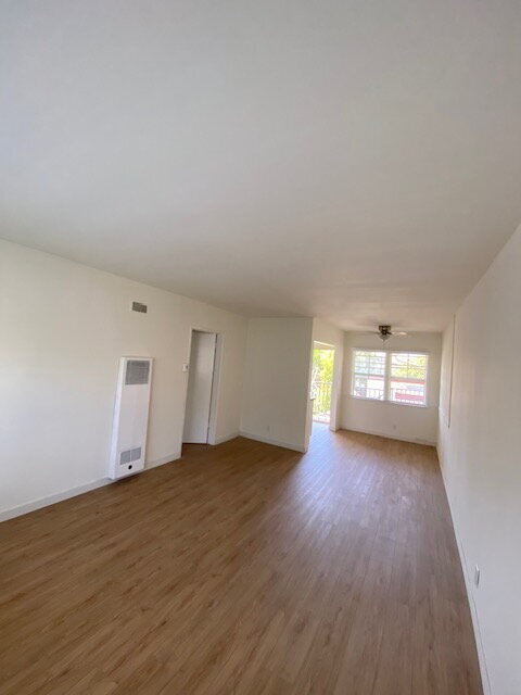 Building Photo - "Charming 2-Bed in Prime Culver City Location"