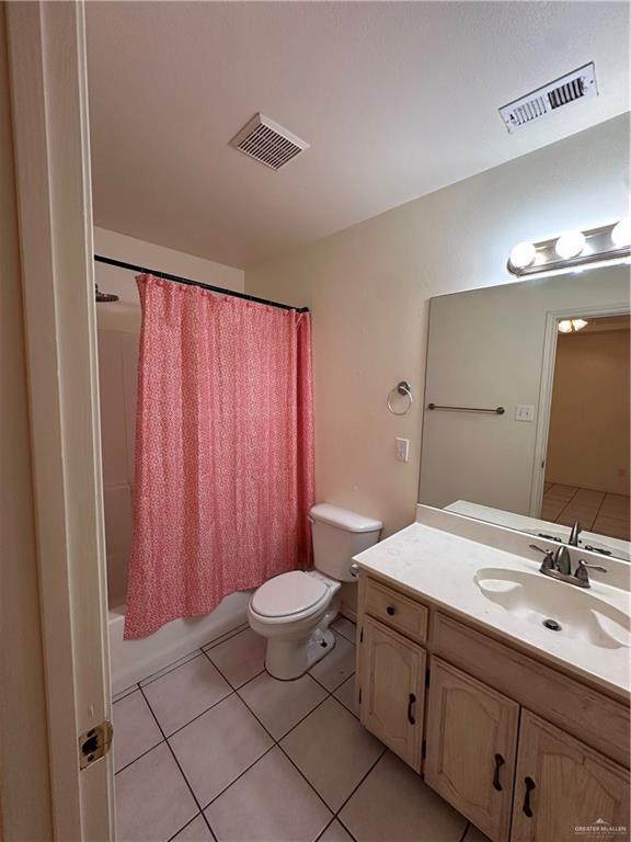 Building Photo - 9 Amapola St