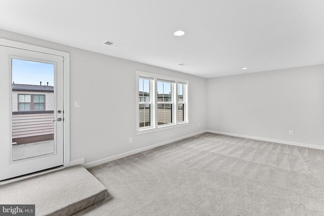Building Photo - 43372 Whitehead Ter