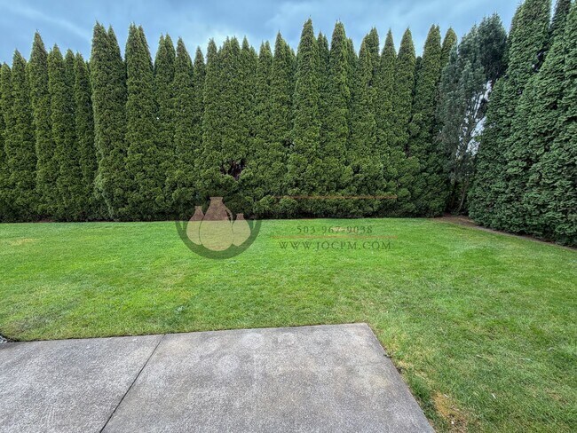 Building Photo - Laura/Bolliger #2022-1085