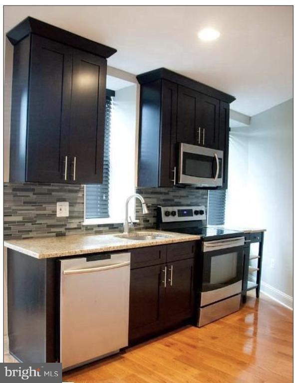 Building Photo - 1250 Ridge Ave