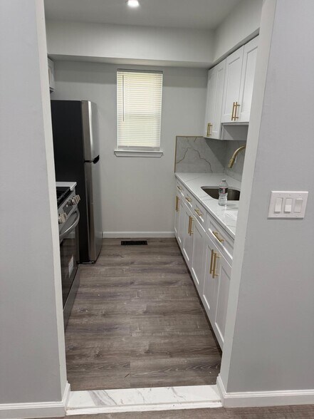 New Reno Kitch - 285 Rose St