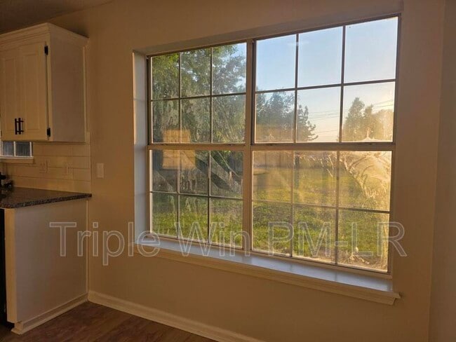 Building Photo - 66 Nevada Ln