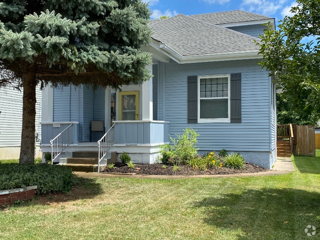 Building Photo - 4124 Millsbrae Ave