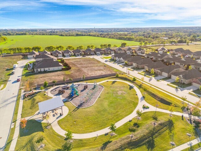 Building Photo - Brand-new home in McKinney’s Preserve at Honey Creek with spacious backyard, stylish interiors, c...