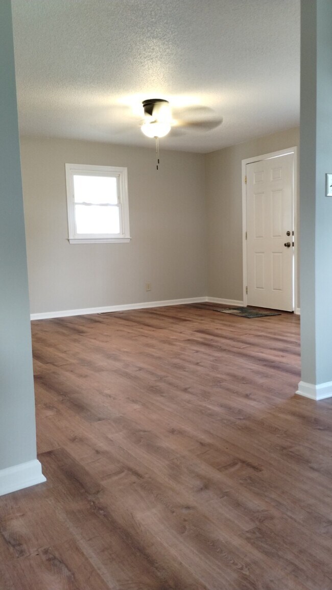 Building Photo - 500 Washington St